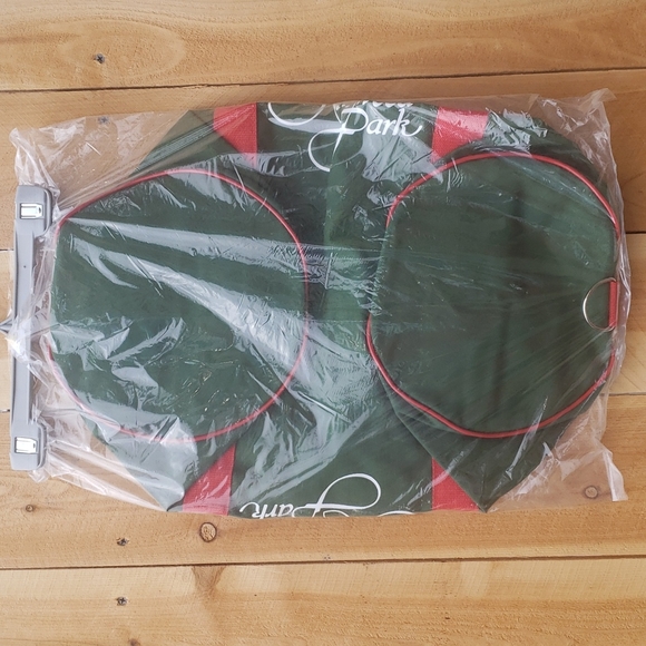 Hollywood Park Logo Green Red Zippered Duffle Bag with handle & Shoulder Strap - Picture 9 of 10